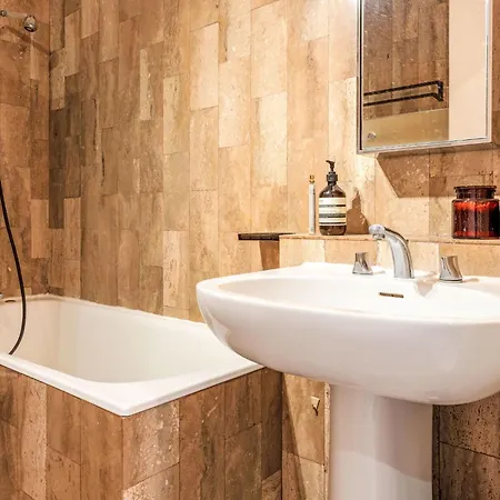 아파트 Castel Saint Clair-2 By Interhome *